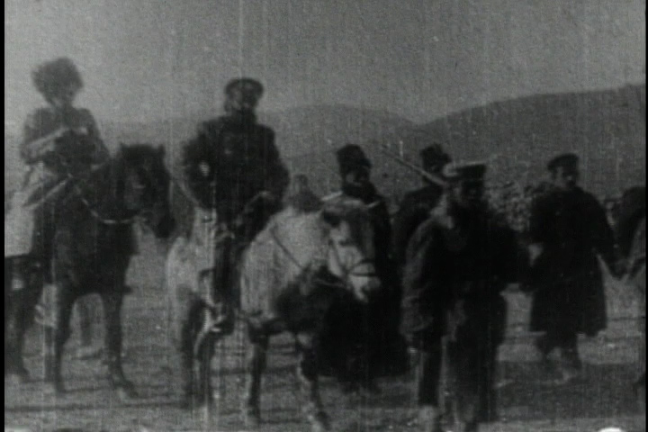 <span>水師営会見</span>捕虜の荷物を積んだ馬車　ステッセル将軍の家族